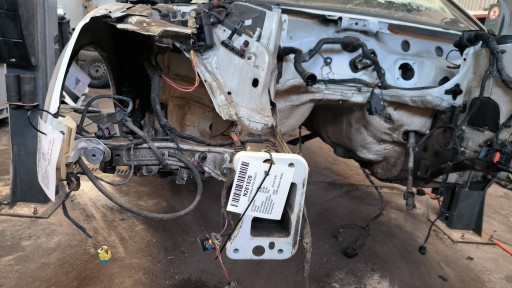 koncovka PODLUZNICY AUDI A4 B9 S-LINE