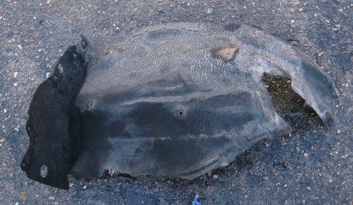 BMW F11 2.5 D 14R mudguard left front