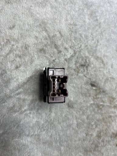 switch of the heating seat subaru legacy 3 III 83245AJ002 !J