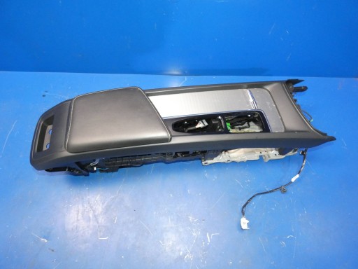 VOLVO S60 III V60 II TUNEL central armrest WERSJA ANGIELSKA