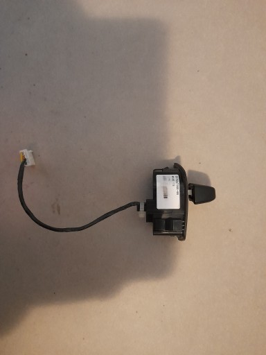 9267366 - Перемикач регулювання рульового колеса BMW F15