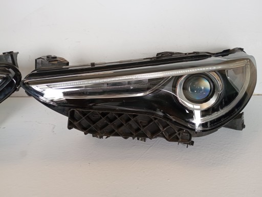 lámpa lámpák BIXENON bal LUB jobb ALFA ROMEO STELVIO 50559300 50559297