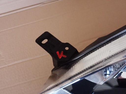 FORD FIESTA MK8 VIII 17- reflektor left light left zwykla H1BB-13W030-AD