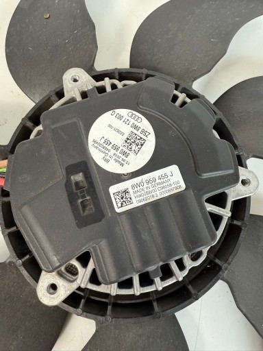 Audi A5 F5 2.0 TFSI elektrický ventilátor chladiče 8W0121003G 8W0959455J