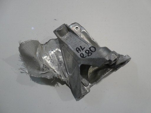 AUDI A4 B6 B7 2.0 holder engine mount 8E0199308