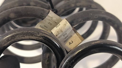 springs rear part 3Q0511115 VOLKSWAGEN PASSAT B8 sedan