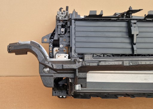 support panel for radiators sider radiator AUDI Q7 LIFT 2024- 3.0 TDI complete as new