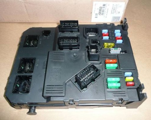 6580.EY - КОРОБКА ЗАПОБІЖНИКІВ C BERLINGO II