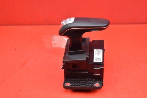 trim gear lever of the gear AUTOMAT 4H1713041E AUDI A8 D4 4.2 FSI 372 KM 10-14