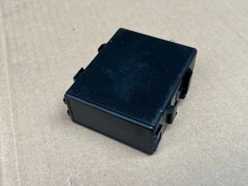 lock windows bocznej of the rear left side Nissan Primera E177