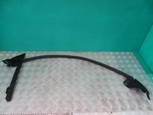 8W6837479B 8W6837067 - Прокладка напрямна ліва передня AUDI A5 8W COUPE