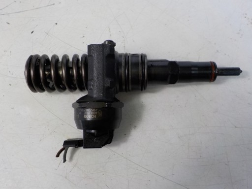 VOLKSWAGEN GOLF IV pumpedüse 038130079BX