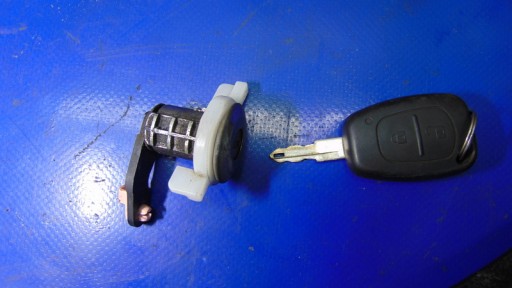 lock cylinder door left front cup of the fuel MASTER II MOVANO II 03-10 ROK