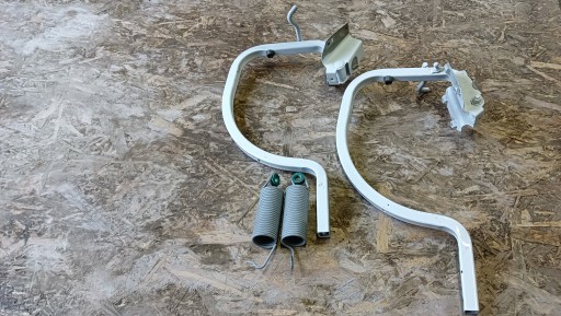 JETTA 5C ПЕТЛИ ЗАСЛОНКИ 5C6827301E 5C6827302D LC9A