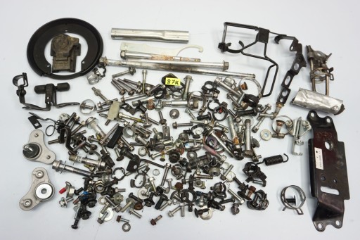 428386356225828 - YAMAHA MT-09 13-16 БОЛТЫ ВИНТЫ