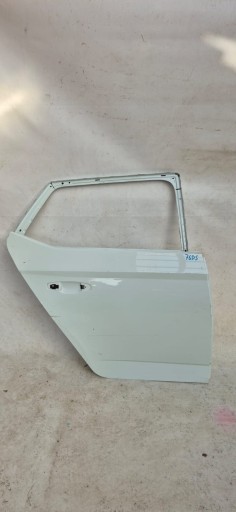 SKODA FABIA III 6V HB 14- door right rear part rear.