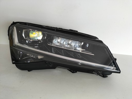light front reflektor right SKODA SUPERB III LIFT 19- CRYSTAL LIGHTING