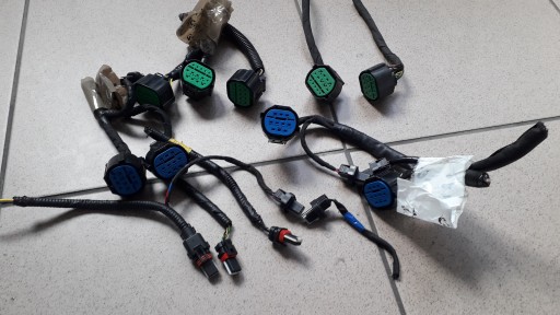 HYUNDAI TUCSON II 2015-КУБ ВИЛКА ЛАМПИ СПЕРЕДУ