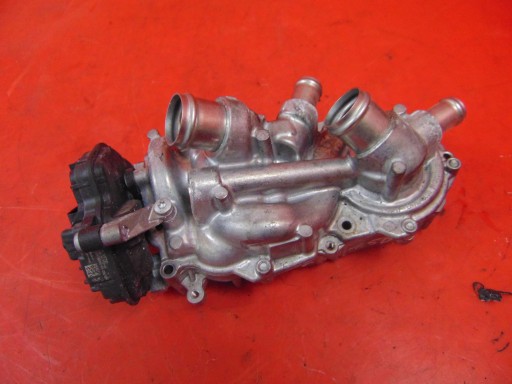 Audi Q3 II F3 83A 1.5 TFSI water pump regulator