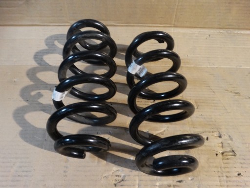 IDEALNE MOLLE POSTERIORE AUDI RS6 RS7 C8 1