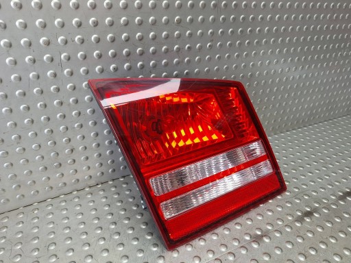 licht links für die heckklappe DODGE JOURNEY 07-11 04806369AB