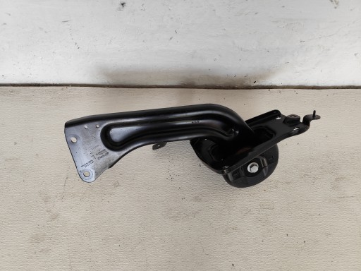 VOLVO XC40 2018 2.0T T5 Querlenker hinten WZDLUZNY links 32221934