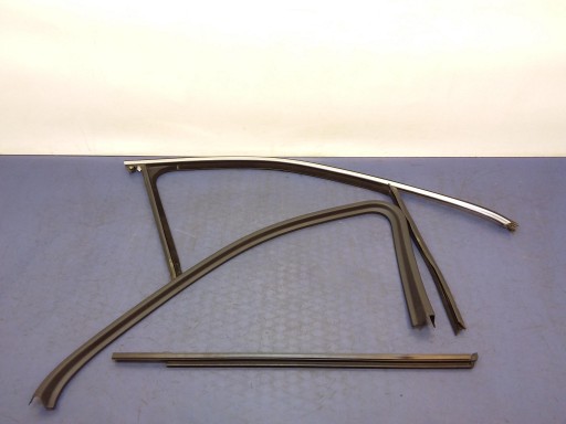 CAYENNE II КОМПЛЕКТ МОЛДИНГОВ ПЕРЕДНЯЯ ПРАВАЯ ПРОКЛАДКА