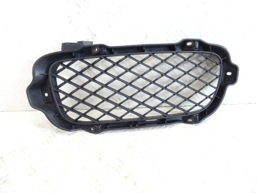grid of a bumper front front right JAGUAR XF XFR 250 R 9X2315K232AA