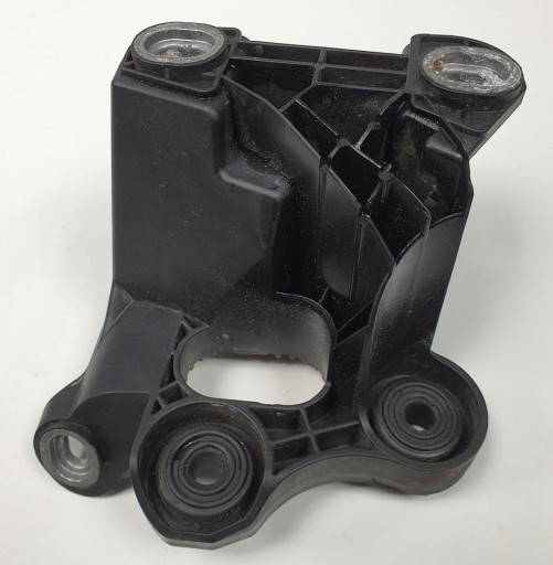 Кронштейн кріплення насоса ABS MERCEDES W212