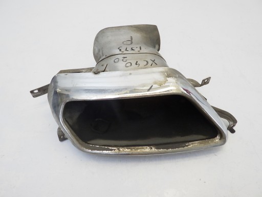 VOLVO XC40 2021 ПРАВЫЙ ВЫПУСКНОЙ НАКОНЕЧНИК 31407970