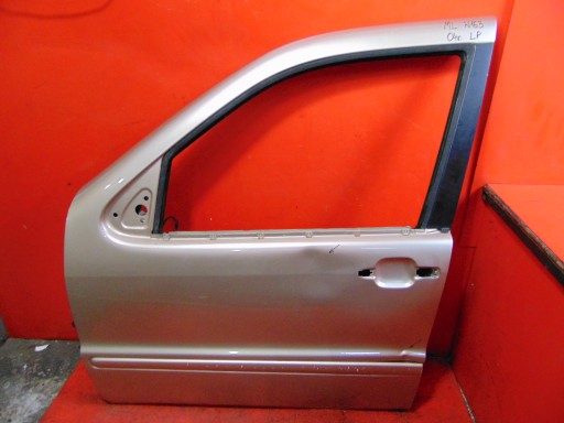MERCEDES ML W163 DVERE ĽAVÉ PREDOK PREDNÉ 693 693U