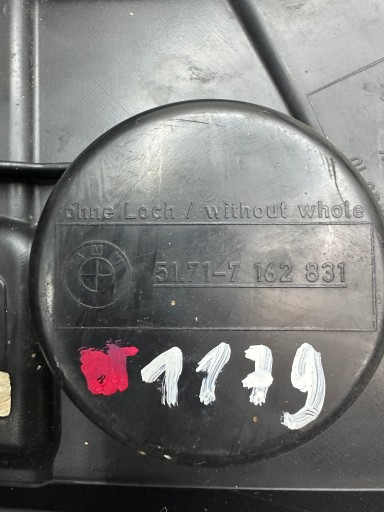 podblatník levé přední BMW 3 COUPE (E92) 7162831 3.0L gasoline 2010