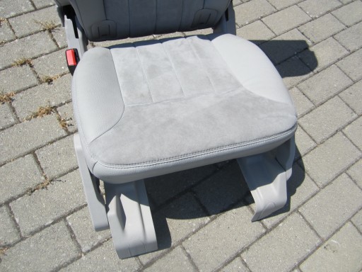 seat rear left III rzad Mercedes R-klasa W251