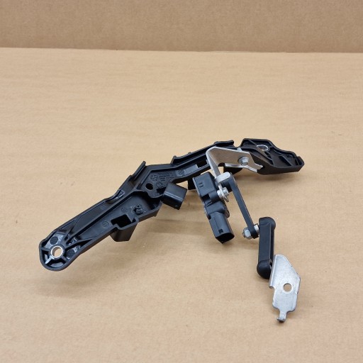 Sensor POZIOMOWANIA lichte rechts heck VOLVO S60 II S90 II V60 II V90 II