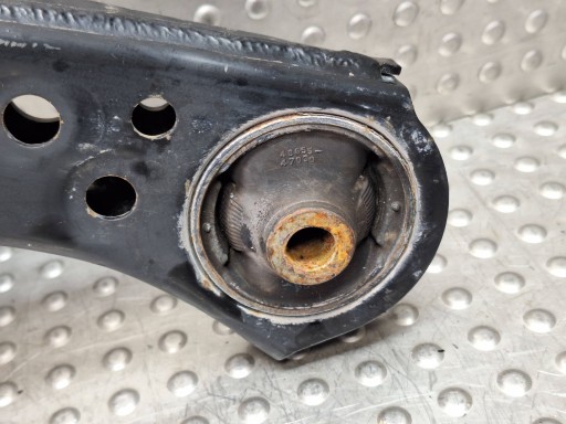 arm right front LEXUS UX 18