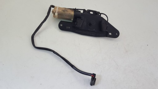 lock bonnet rear part 8962971 BMW E39