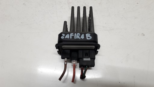 05- - OPEL ZAFIRA B 05-РЕЗИСТОР ВЕНТИЛЯТОРА 52488536