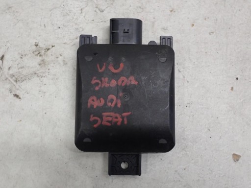 ASYSTENT ARMATURE VW SEAT SKODA AUDI 2Q0907686D