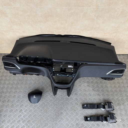 dashboard complete airbag console tension belts cockpit PEUGEOT 2008 and LIFT 2016 ROK
