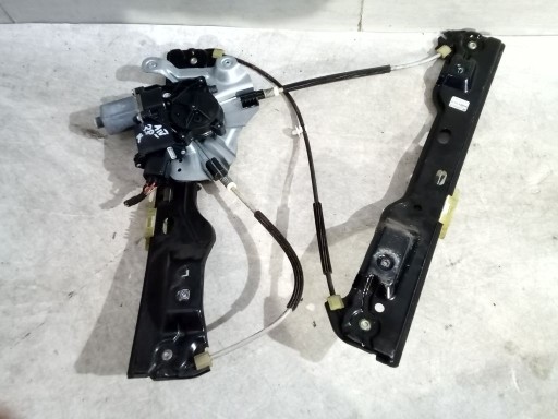 Opel Astra IV 4 J lift of the window right front 20951582