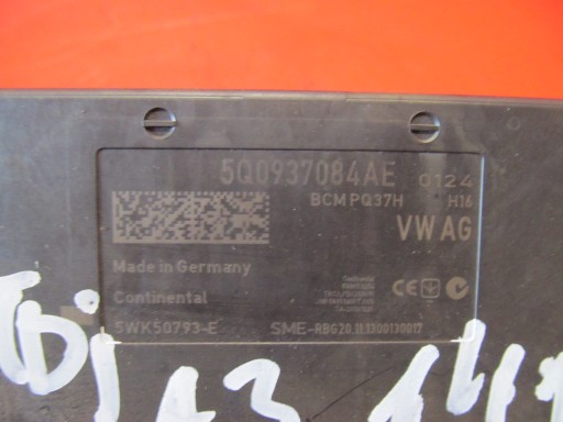 AUDI A3 8V 8VA 2.0 TDI CRBC SEAT LEON III VW GOLF VII module control unit BCM