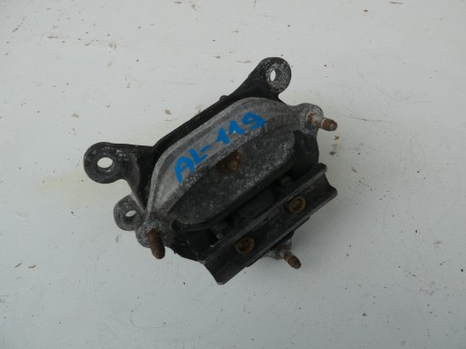 DRŽIAK DRZIAK PREVODOVKY AUDI A4 A5 8K0399115T