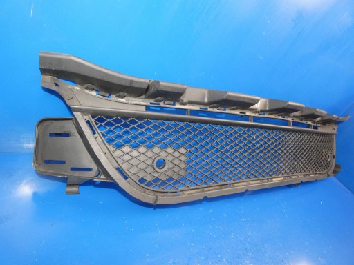 MERCEDES CLA W117 grid of a bumper lower front front AMG