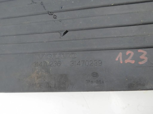 mats rubber rear part the centre VOLVO XC60 II