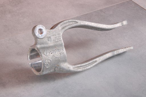 BMW G11 G12 G15 G16 G30 G31 Halter des Stoßdämpfers links vorne XDRIVE 6861199