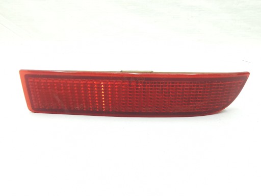ODBLASK der Stoßstange rechts heck TOYOTA AVENSIS T27 / 1070002 / 1090037
