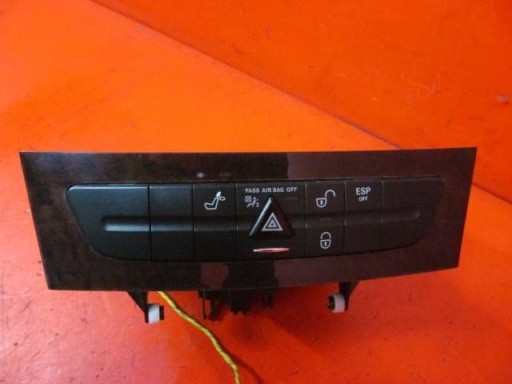 MERCEDES W211 E-KLASA PANEL přepínač světel výstražných světel měnič CD