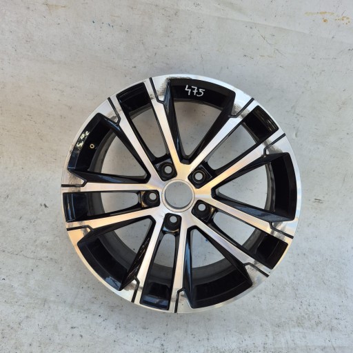 VW 5G0601025AK 7JX17H2 ET49 17" felni Alu