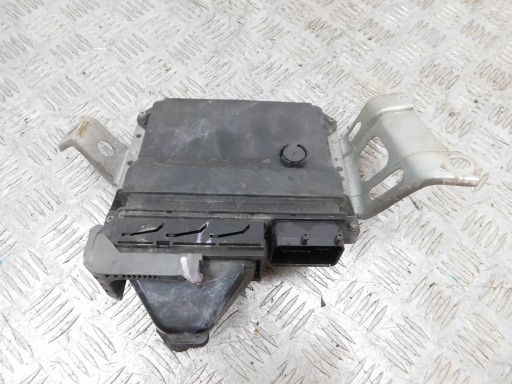 CENTRALINA MOTORE COMPUTER TOYOTA YARIS II 2 1.3 89661-0D311