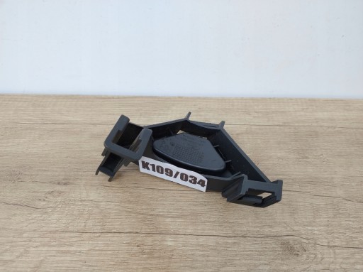 FORD FOCUS MK2 LIFT pravý držák nárazníku předek držák K109/034
